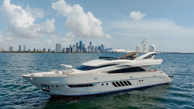 Miami Yacht Charter Prices: How to Get the Best Value image