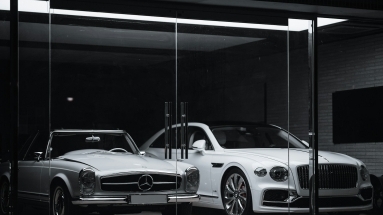 Captivating Curves: The Beauty of Exotic Car Design image