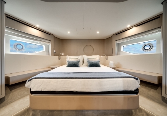 New Azimut 68 Flybridge gallery image 2