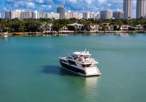 88’ Azimut - “CLOUD 9” gallery image 66