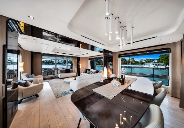 88’ Azimut - “CLOUD 9” gallery image 46