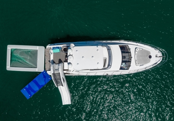 Azimut 60’ gallery image 9