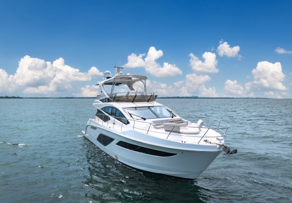 Sea Ray 60 Flybridge yacht image