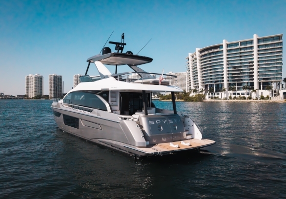 New Azimut 68 Flybridge gallery image 9