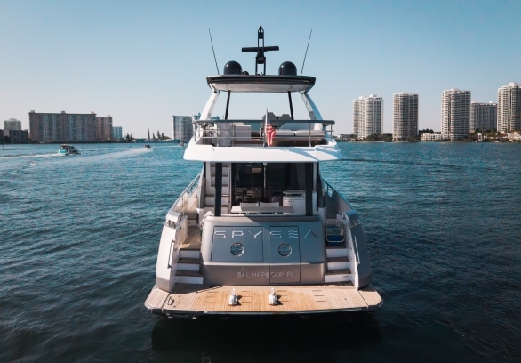 New Azimut 68 Flybridge gallery image 12