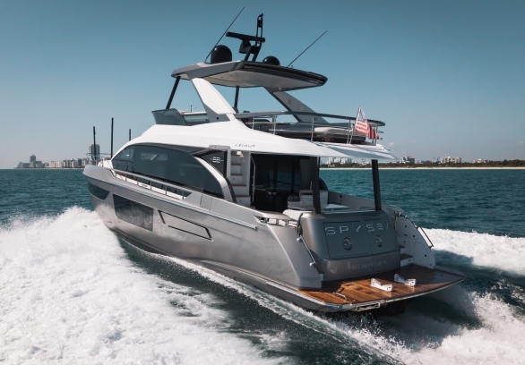 New Azimut 68 Flybridge gallery image 14