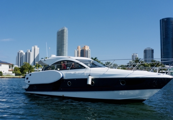 Beneteau 40 FT gallery image 3