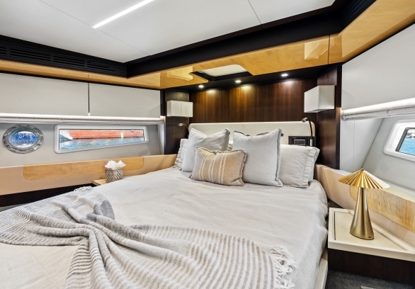 Azimut 68 FT gallery image 7