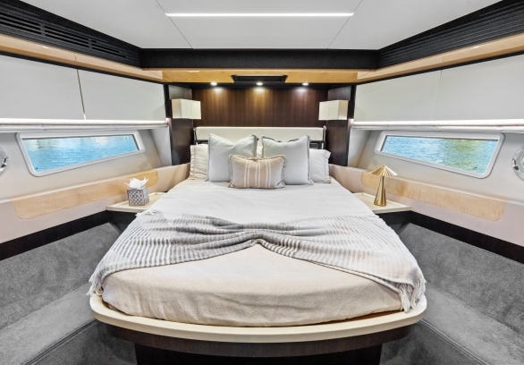 Azimut 68 FT gallery image 9