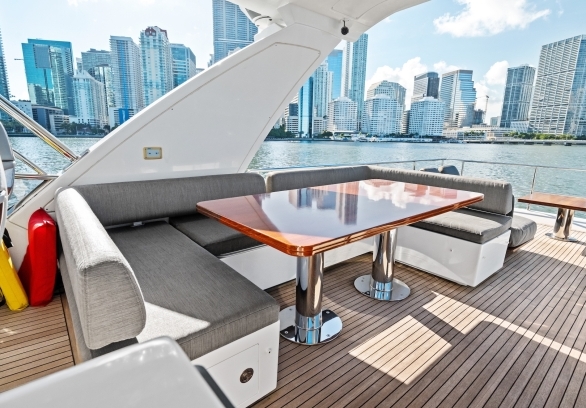 Azimut 68 FT gallery image 13