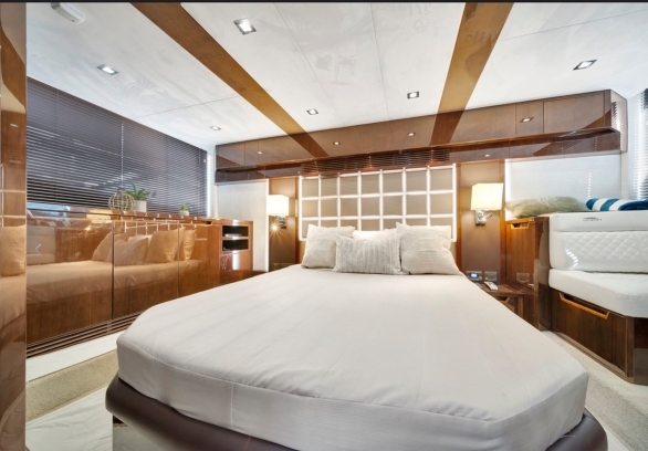 Galeon 53 FT gallery image 10