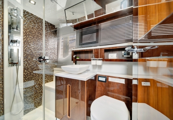 Galeon 53 FT gallery image 12