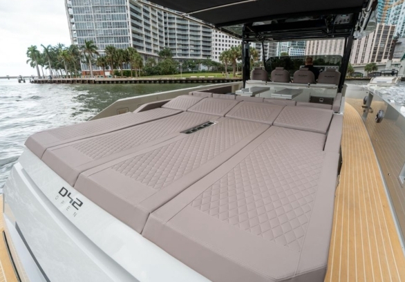 De Antonio 42’ gallery image 7