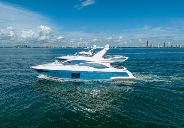Azimut 60’ yacht image