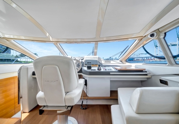 Azimut 60’ gallery image 16