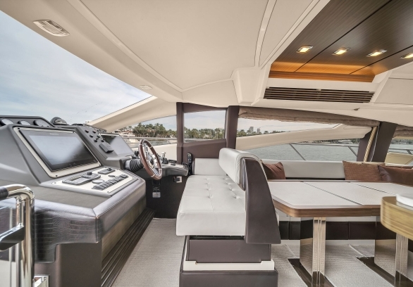 Azimut 64ft Fly Bridge gallery image 14