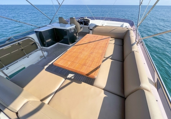 Princess 60 Flybridge gallery image 11