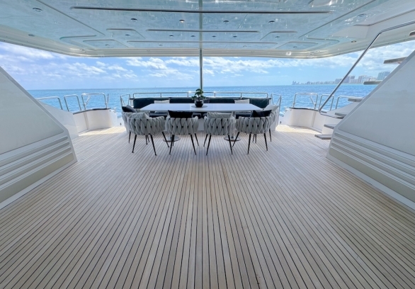Motor yacht 112 feet WHS Custom “Privilege” gallery image 5