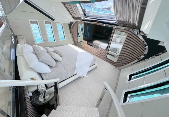Motor yacht 112 feet WHS Custom “Privilege” gallery image 11