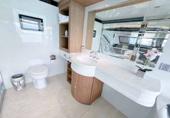 Motor yacht 112 feet WHS Custom “Privilege” gallery image 14