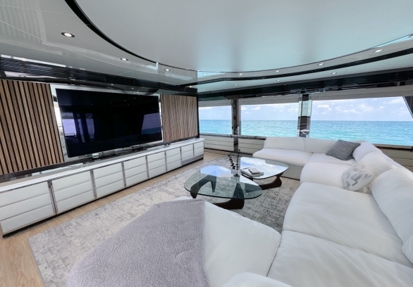 Motor yacht 112 feet WHS Custom “Privilege” gallery image 17