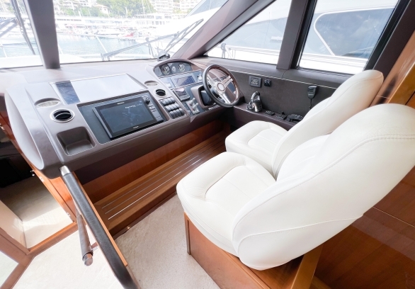 Princess 60 Flybridge gallery image 17