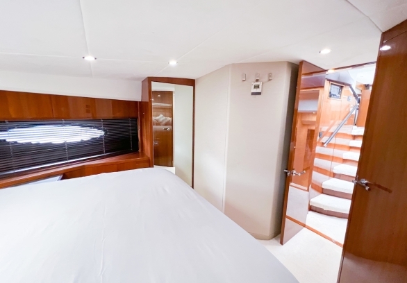 Princess 60 Flybridge gallery image 18