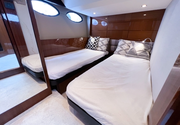 Princess 60 Flybridge gallery image 19