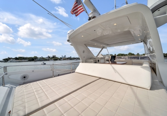 Azimut 64ft Fly Bridge gallery image 8