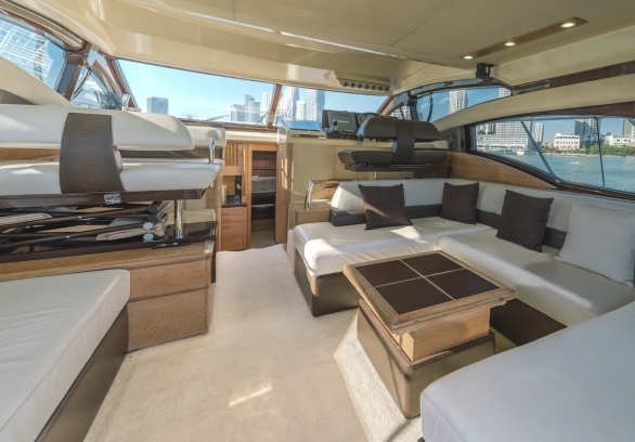 Azimut 55 Miami River gallery image 9