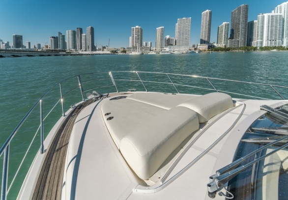 Azimut 55 Miami River gallery image 4