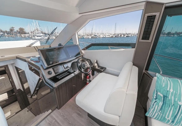 Galeon 55’ gallery image 13