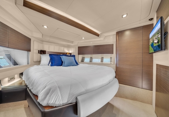 Azimut 64ft Fly Bridge gallery image 15